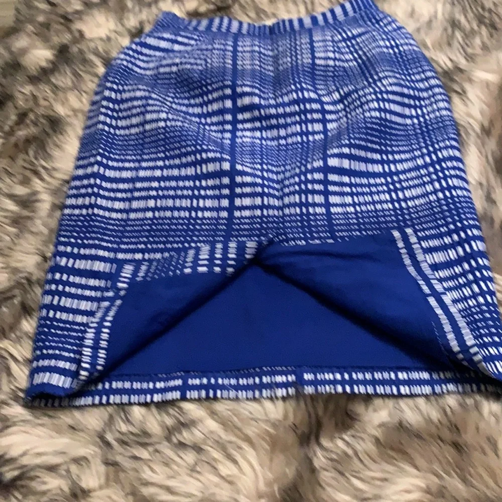 Banana Republic pencil solid  formal skirt - Picture 6 of 7